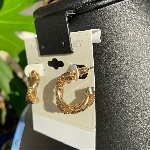 Laura Ashley Earrings Golden Hoops - Picture 5 of 5